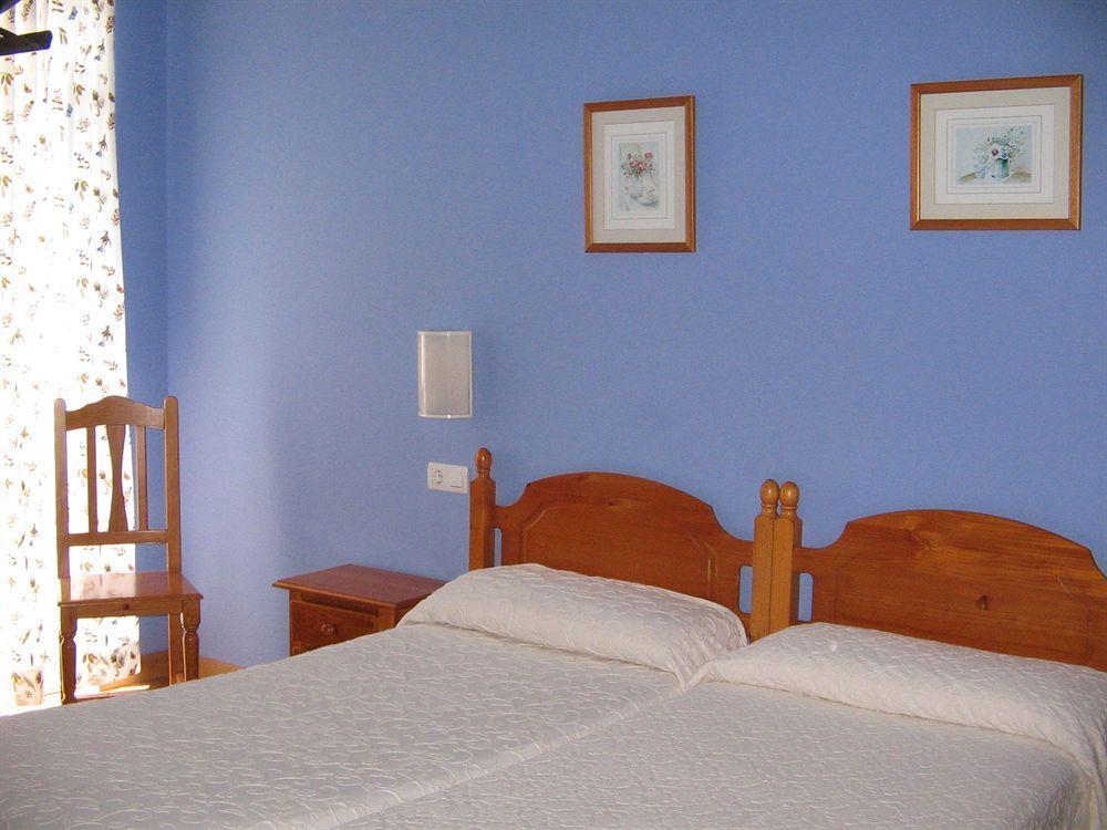 Los Acebos Cangas กังกัส เด โอนิส ภายนอก รูปภาพ