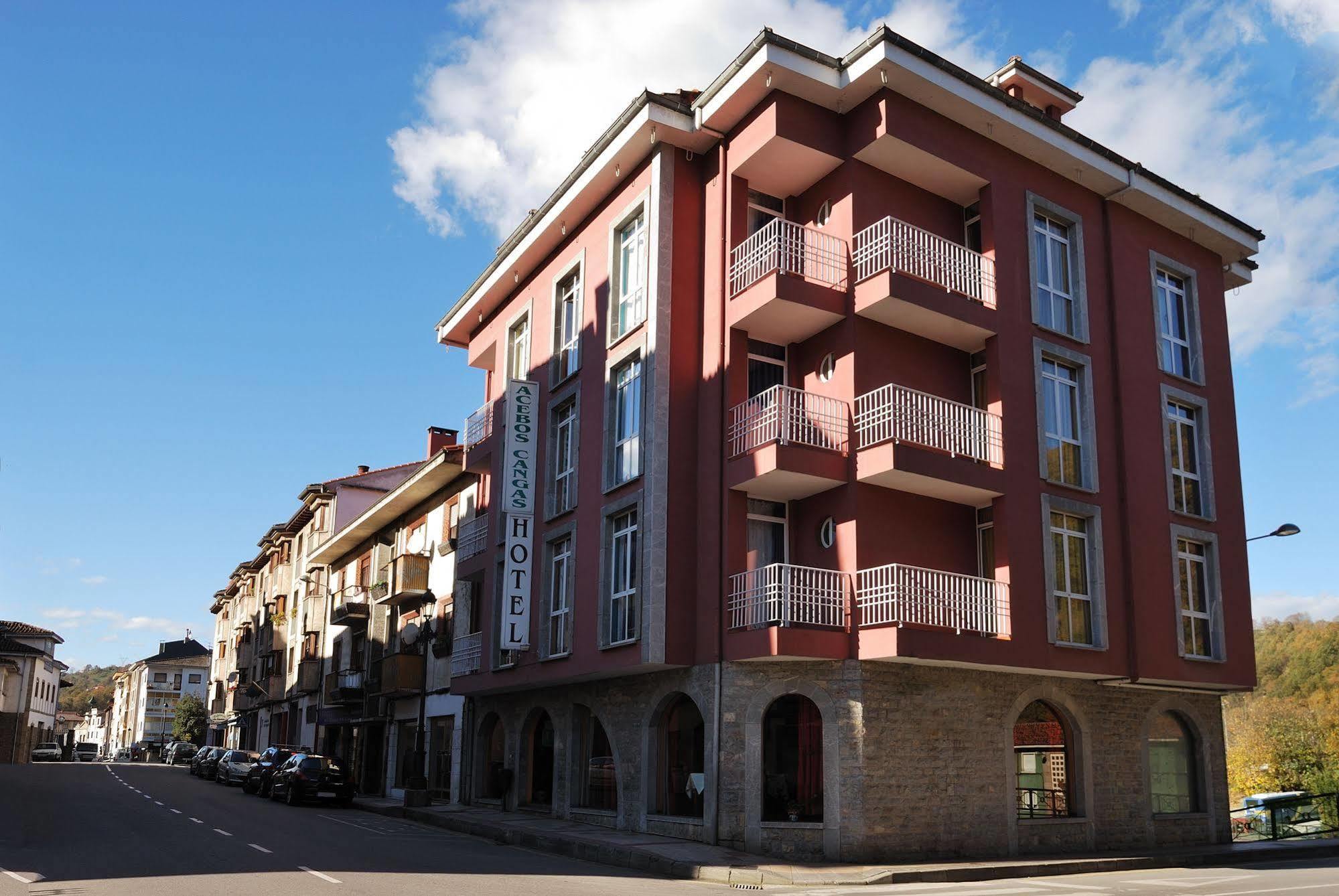 Los Acebos Cangas กังกัส เด โอนิส ภายนอก รูปภาพ