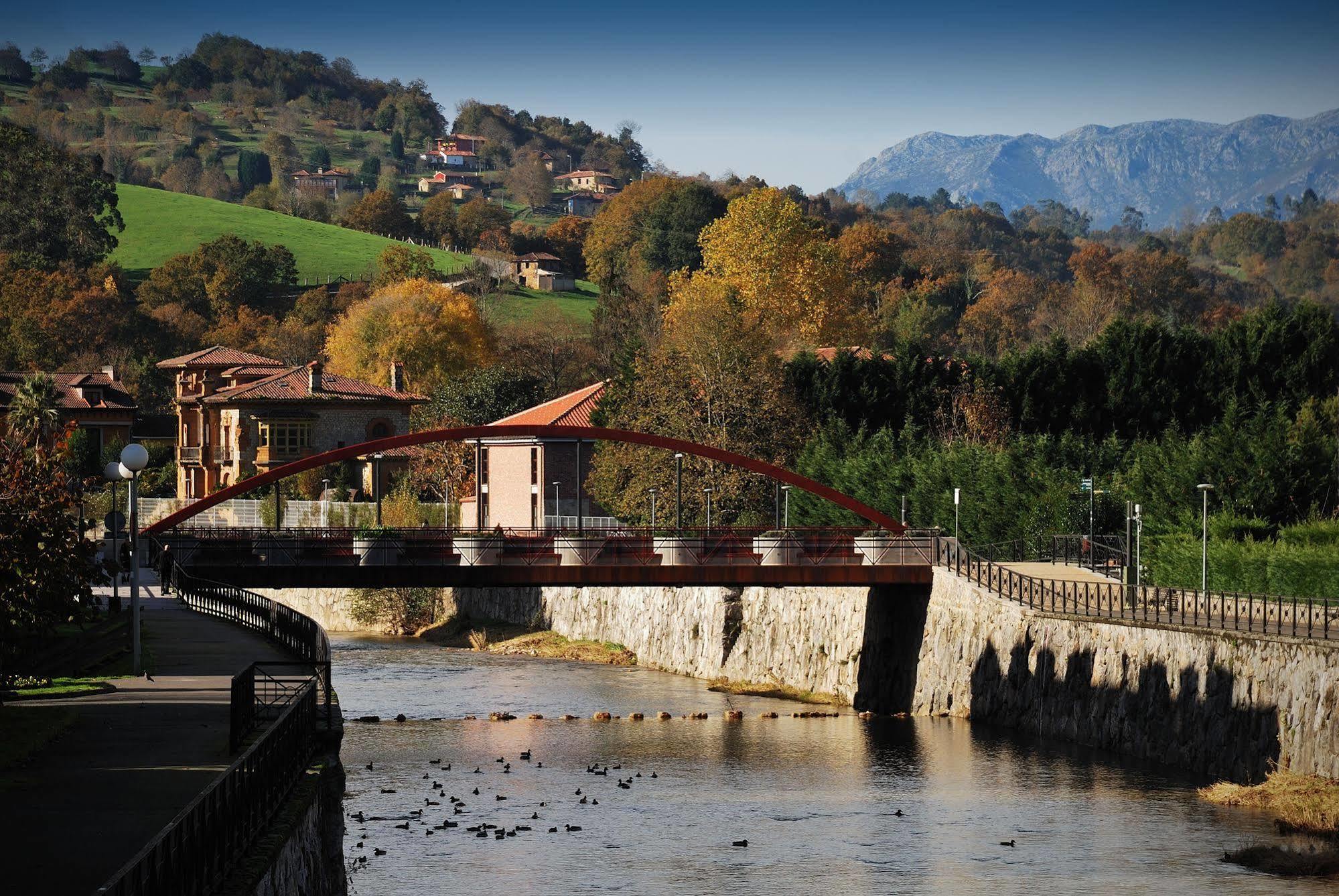 Los Acebos Cangas กังกัส เด โอนิส ภายนอก รูปภาพ