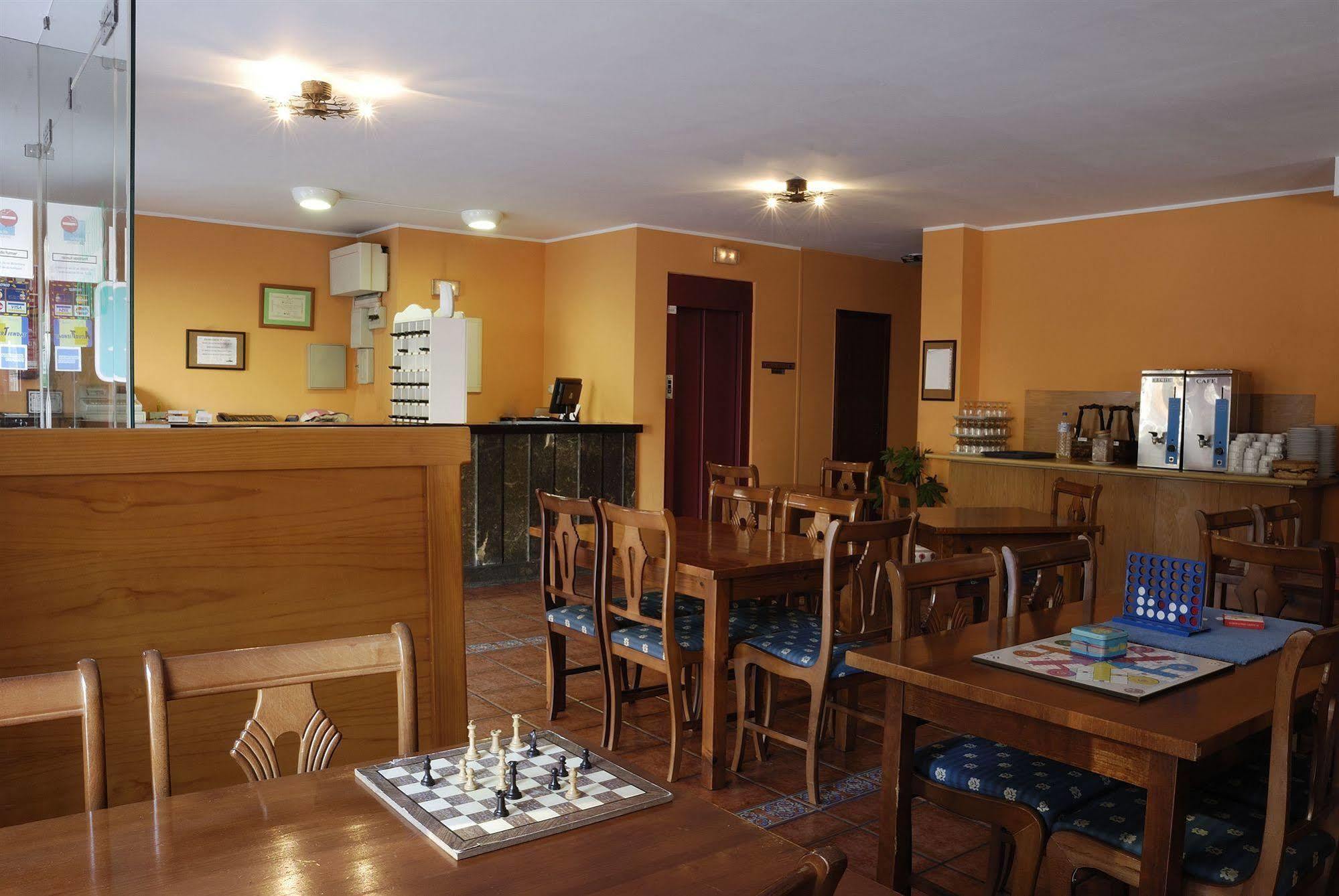 Los Acebos Cangas กังกัส เด โอนิส ภายนอก รูปภาพ